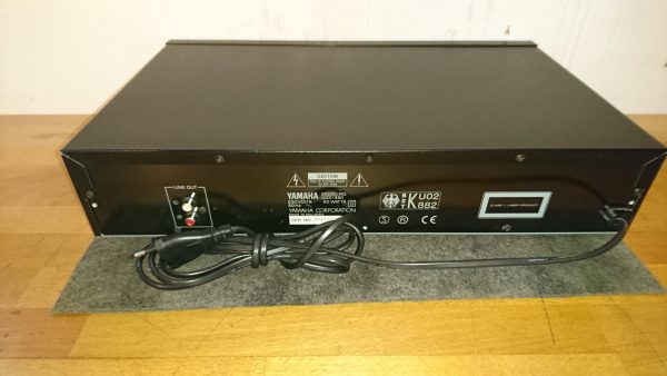 Yamaha CDX-390 – Bild 4