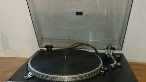Denon GT-800