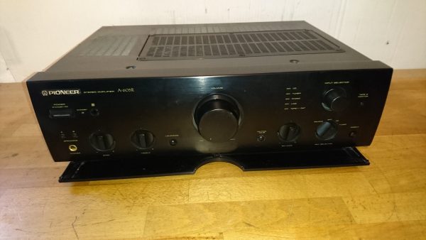 Pioneer A-605R – Bild 2