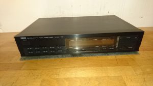 Yamaha TX-530