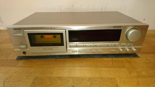 Denon DRM-710 silber