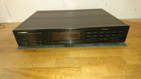 Pioneer F-656