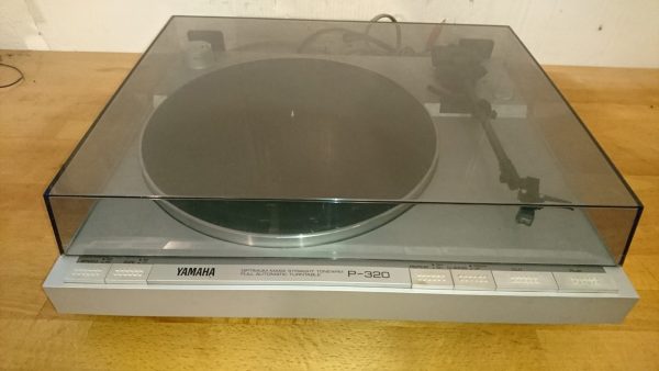 Yamaha P-320 silber – Bild 3