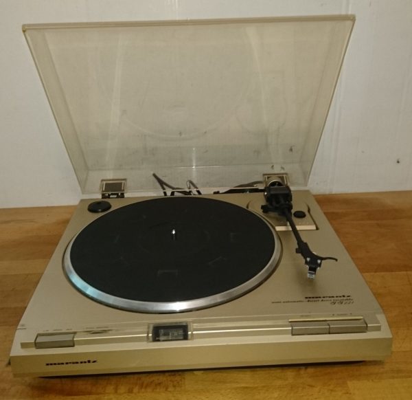 Marantz TT 221