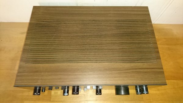 Akai AM-2400 Holz Optik – Bild 2