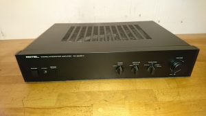 Rotel RA-820BX4