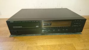 Yamaha CDX-520