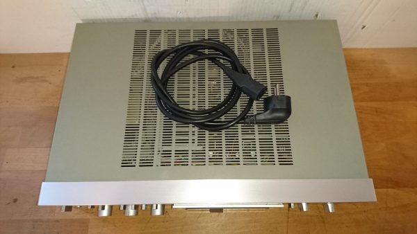 Akai AM-U02 silber – Bild 2