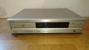 Denon DCD-810 silber