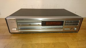 Onkyo DX-6820 silber