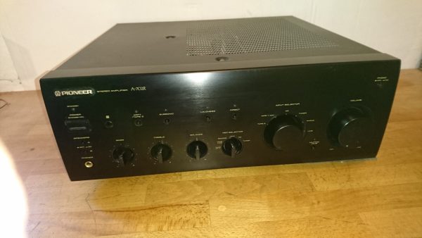 Pioneer A-702R