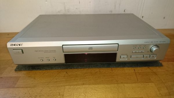 Sony CDP-XE220 silber