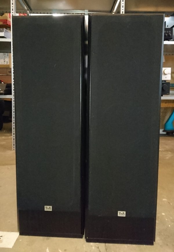 T+A Triton S150