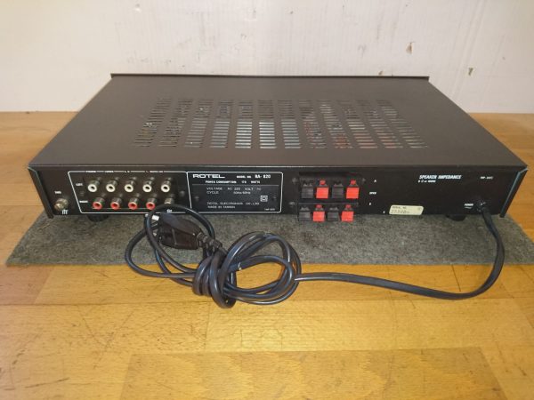 Rotel RA-820 – Bild 3