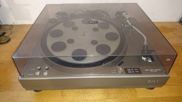 Sony PS-4750 – Bild 3