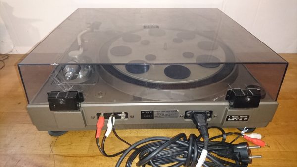 Sony PS-4750 – Bild 4