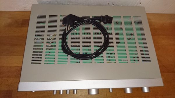 Rotel RA-02 – Bild 2