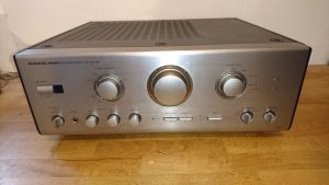 Onkyo A-8870 silber