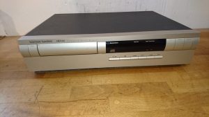 Harman Kardon HD 7400 silber